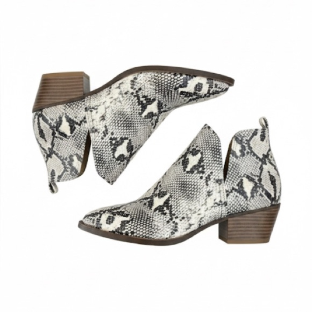 CHINESE LAUNDRY Western Snakeskin Print Pointed Toe Booties New with Box 10
